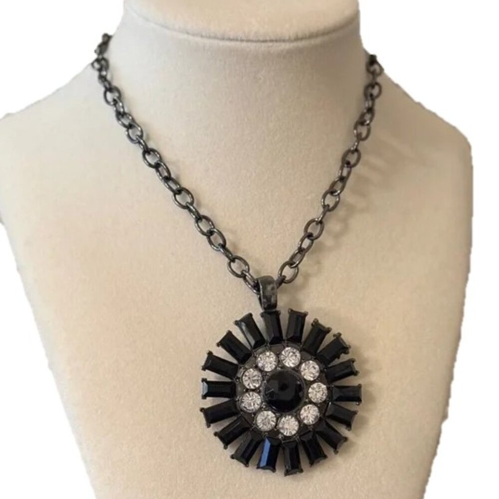 Starburst Style Acrylic and Rhinestone Pendant Necklace